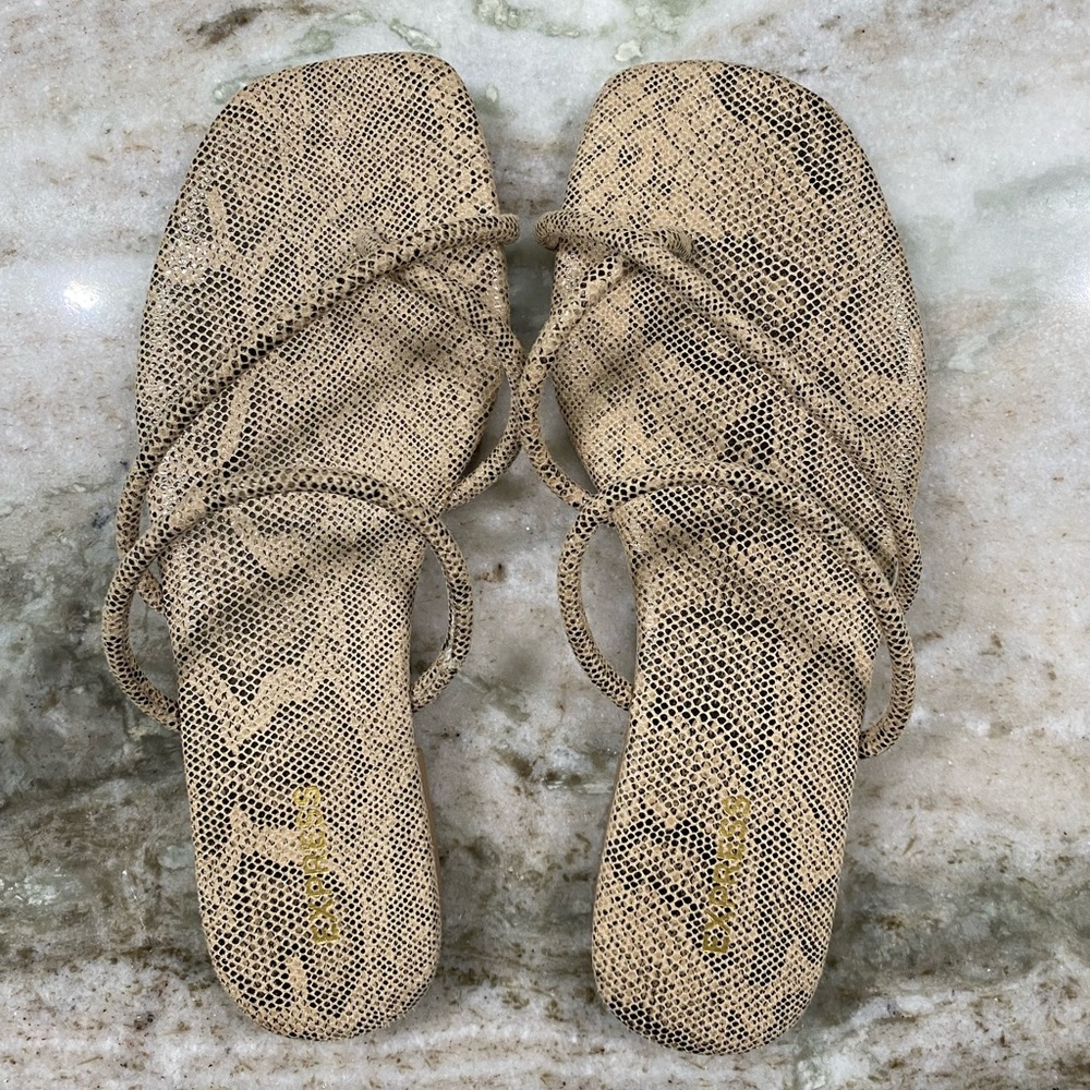 Express Strappy Slide Sandals size 6